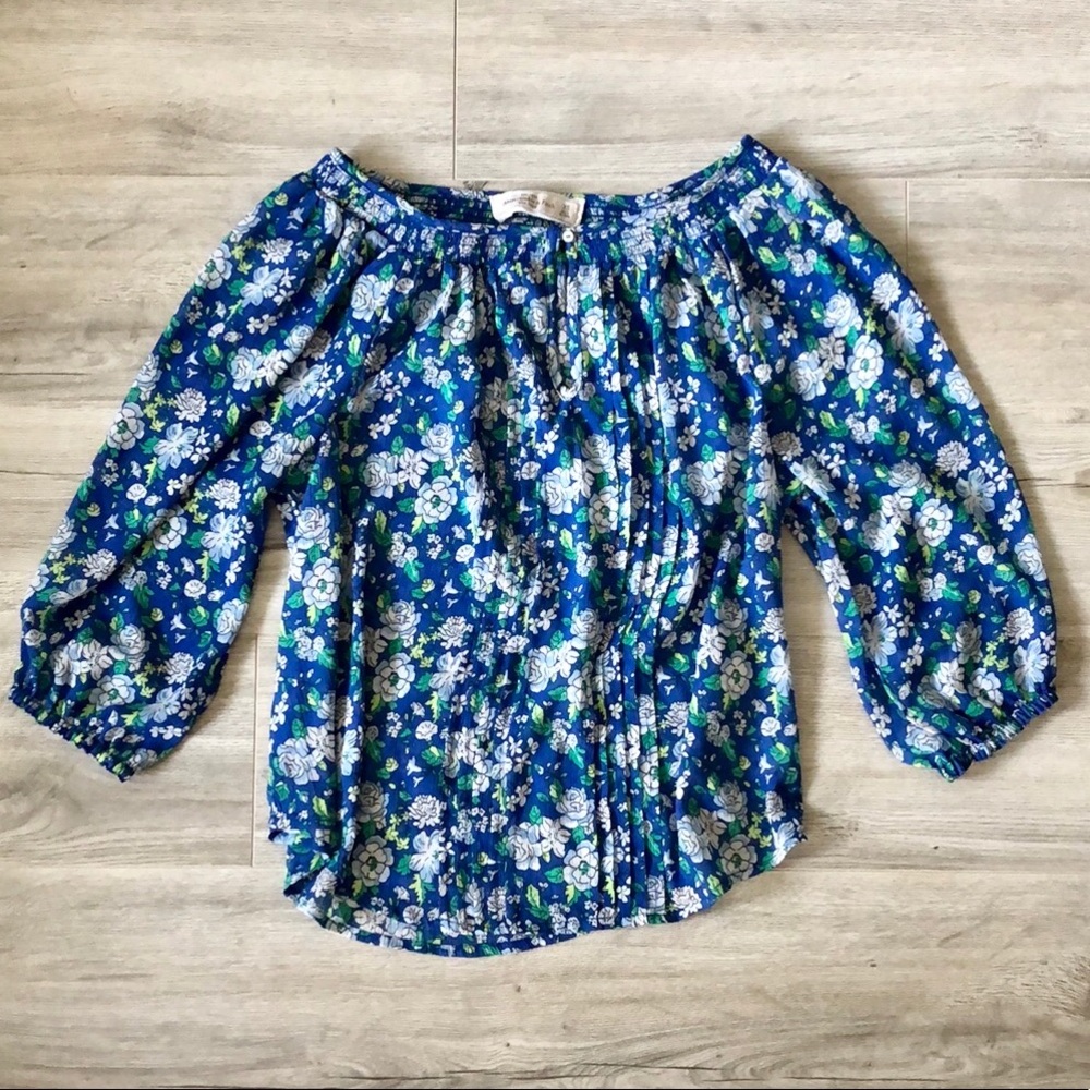 A&F Mid-Sleeve Floral Blouse